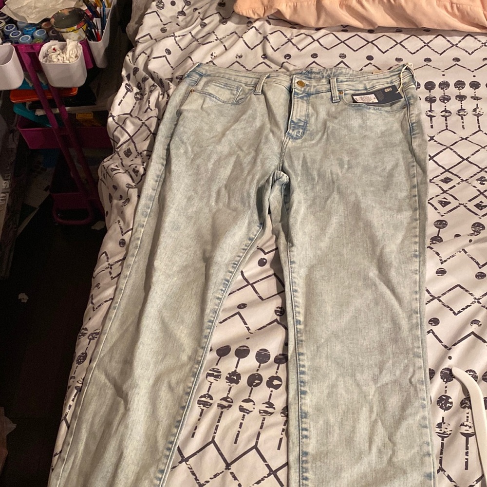 NWT skinny jeans